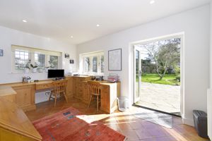 Photo 17- click for photo gallery